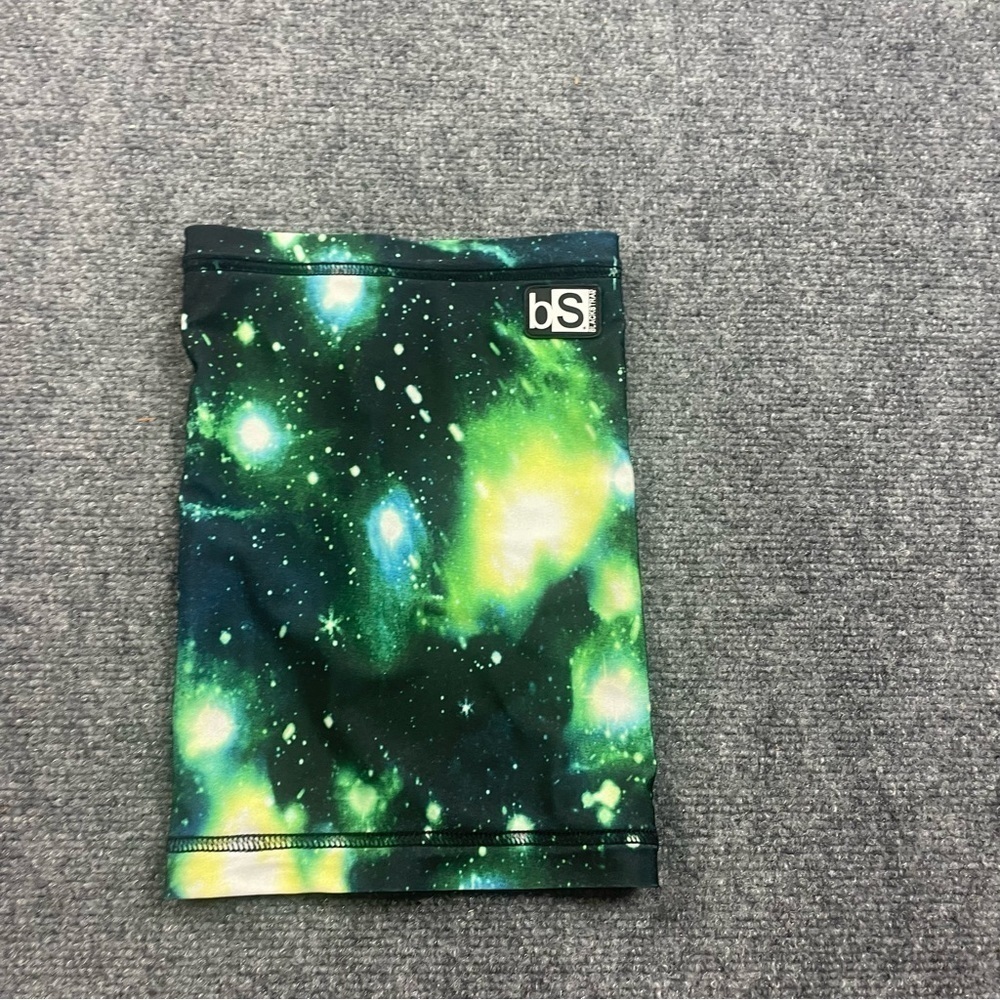 BLACKSTAR Youth Kids Neck Gator Galaxy Green Snow winter one size